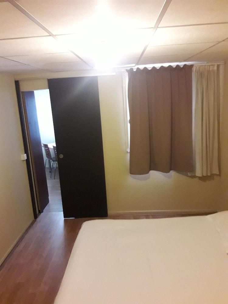 لو ريليه دي بالايسو أخرى