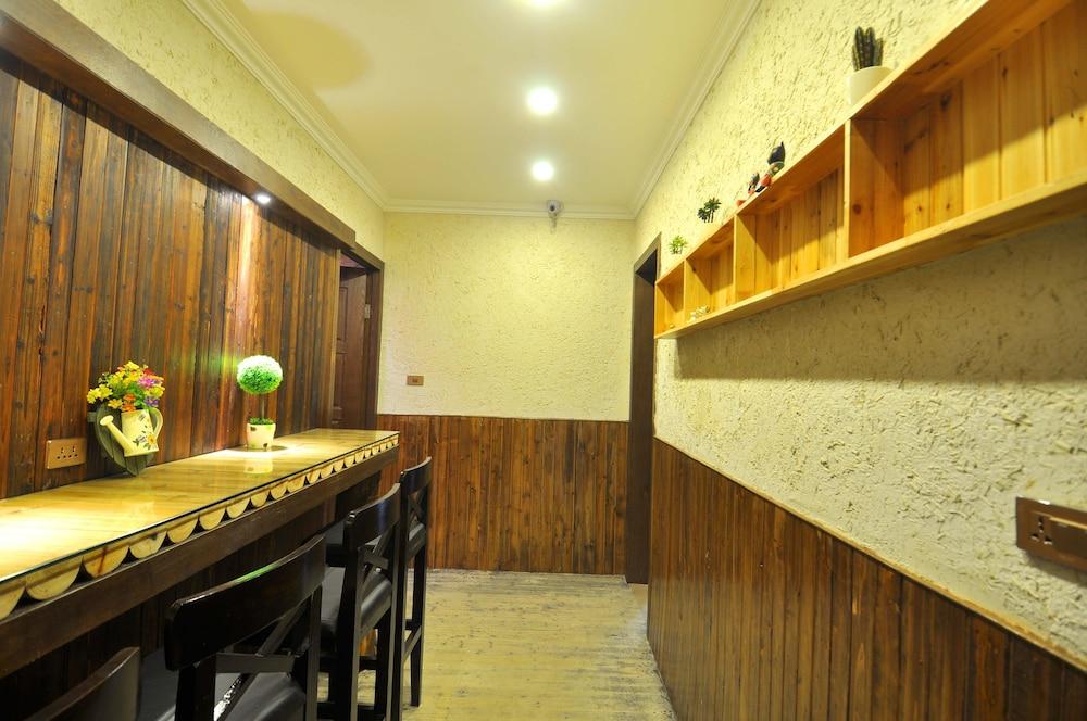 ووتشين تشينهوي إمبريشان ثيم إن الردهة