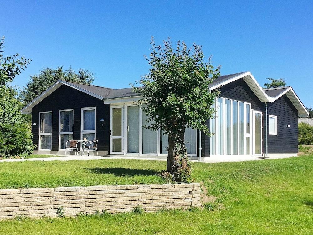 سبيشوس هوليداي هوم إن خوتلاند دينمارك وذ تيريس