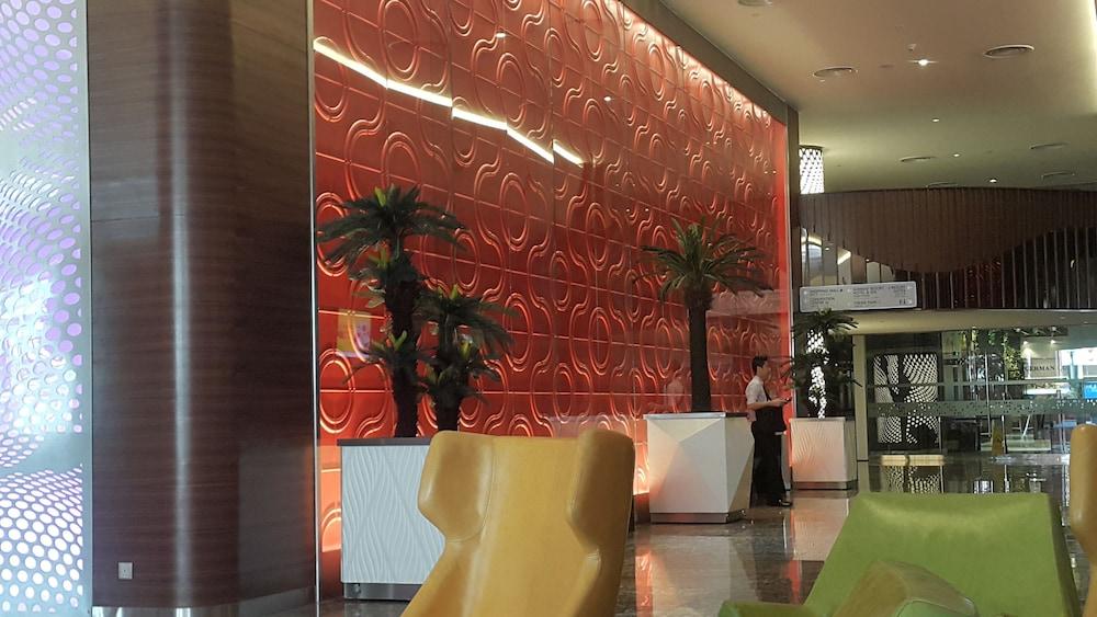 لاكشري ستوديو روم آت صن واي بيراميد منطقة الجلوس في الردهة