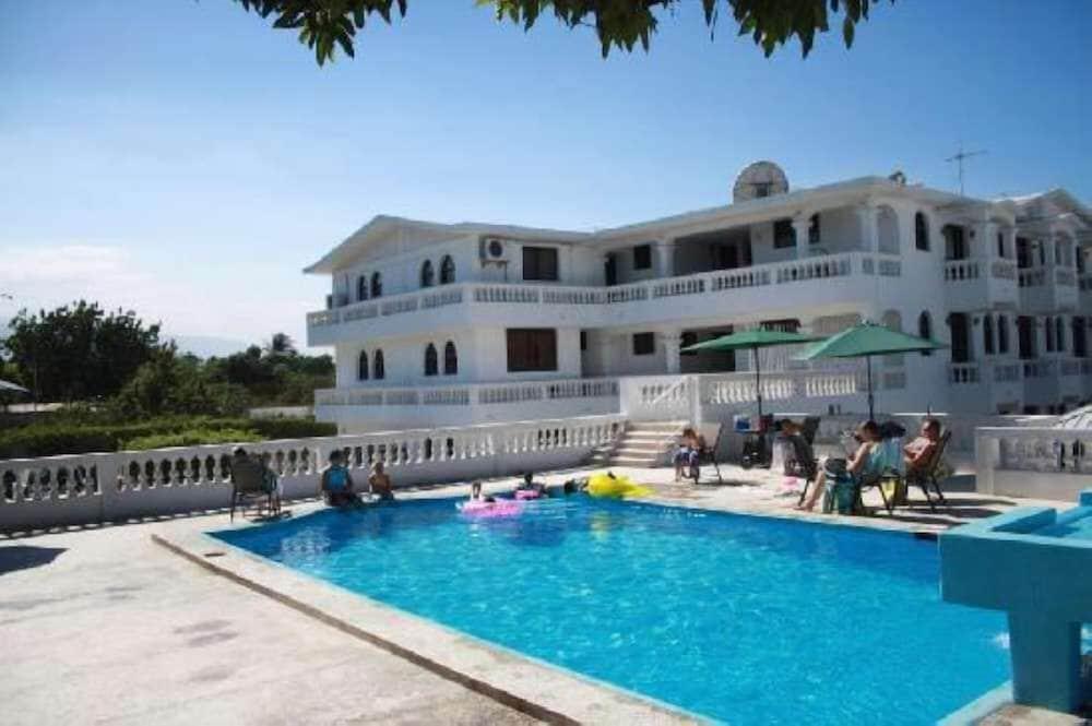 ميليين كونتيننتال زحليقة مائية