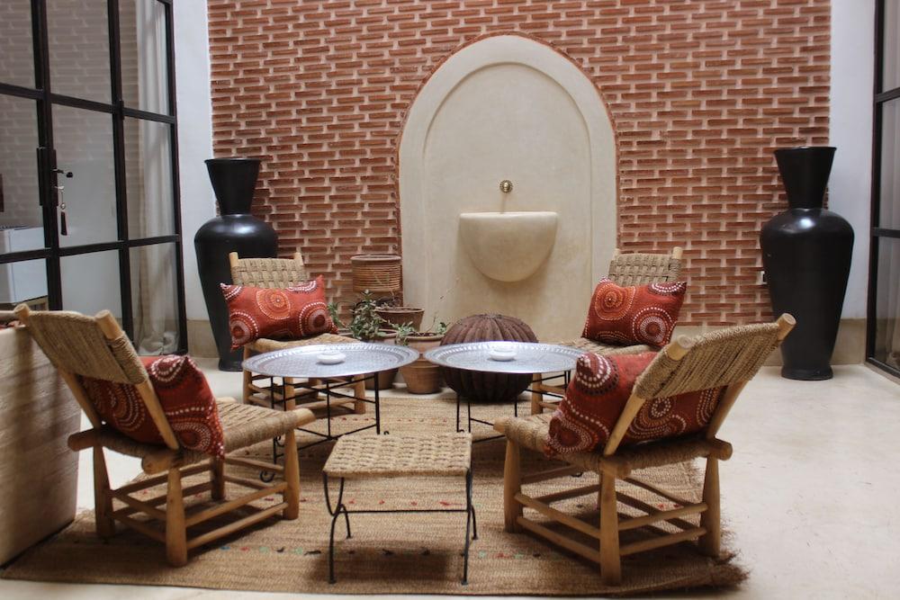 Riad La Source Du Désert Lobby