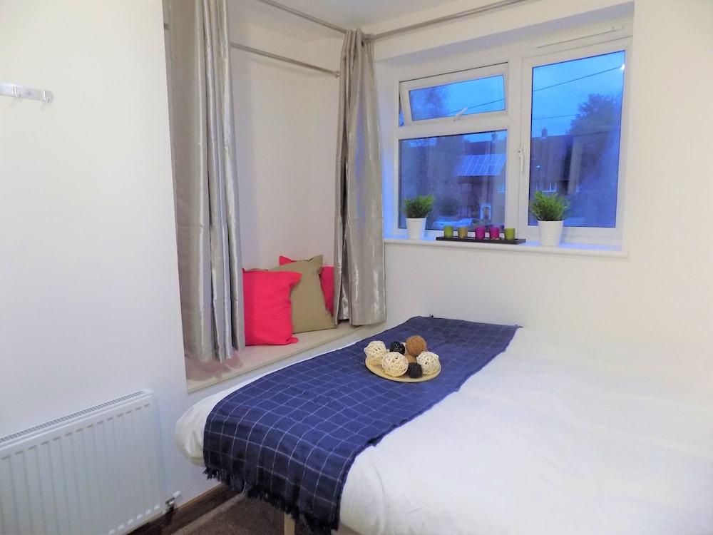 ميوز هوم ستاي