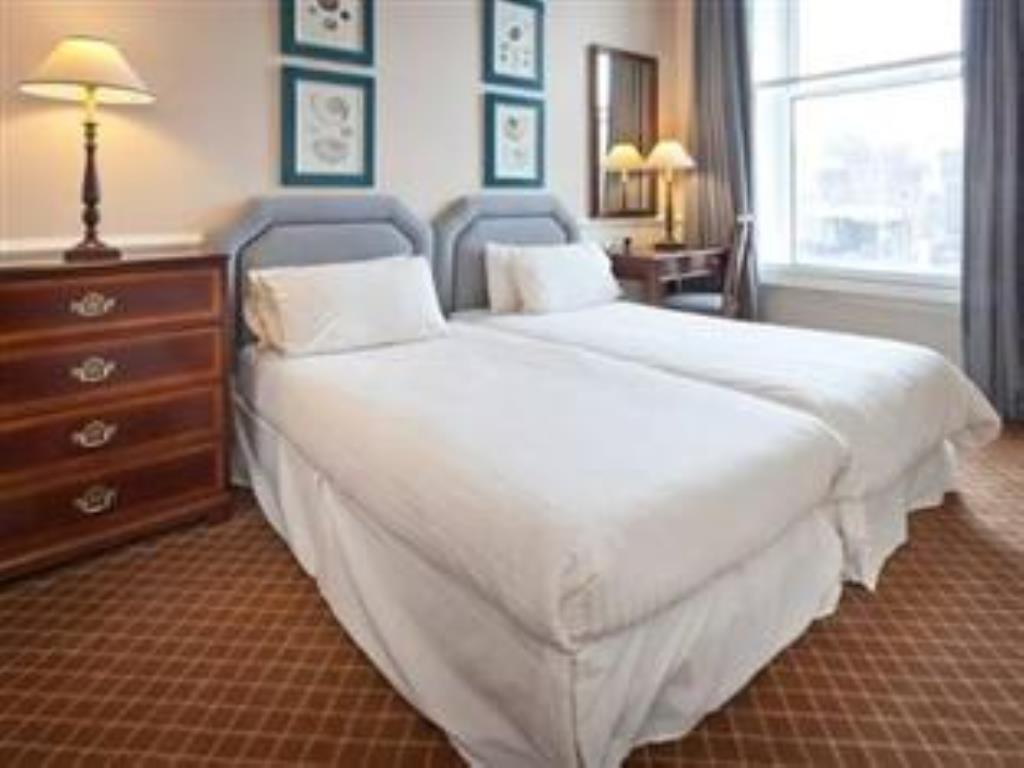 سكين هاوس هوتل سويتس-هولبورن أخرى