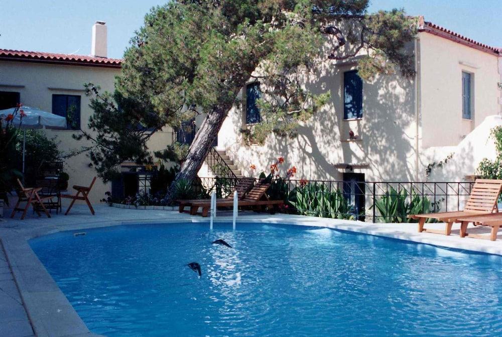 فيلا كينثيا