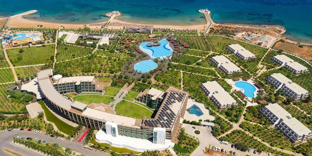 نواز آرك ديلاكس هوتل آند سبا منظر من الجو