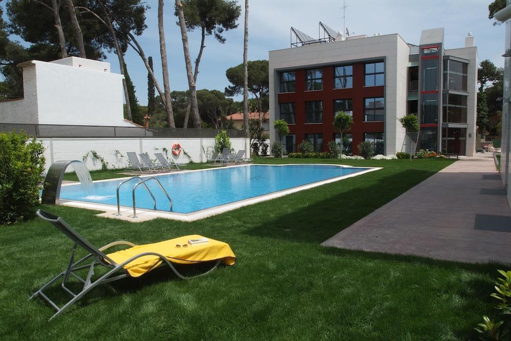 أبارتمنتوس توريستكوس رويال مارينا جاردنز