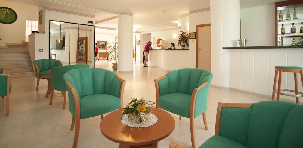 أوسيكلوب هوتل داخلي