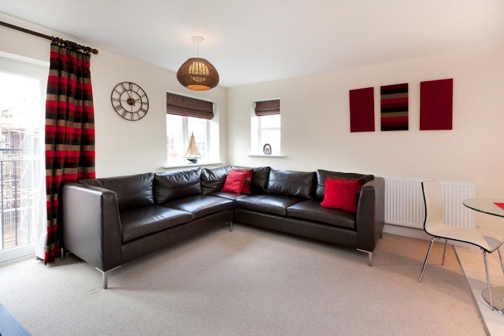 ذا كوتش هاوس