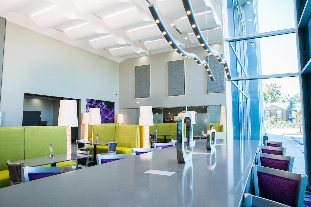 هوليداي إن إكسبرس آند سويتس جارلاند إي - ليك هابارد آي 30 باي آيتش جي المنطقة الخارجية