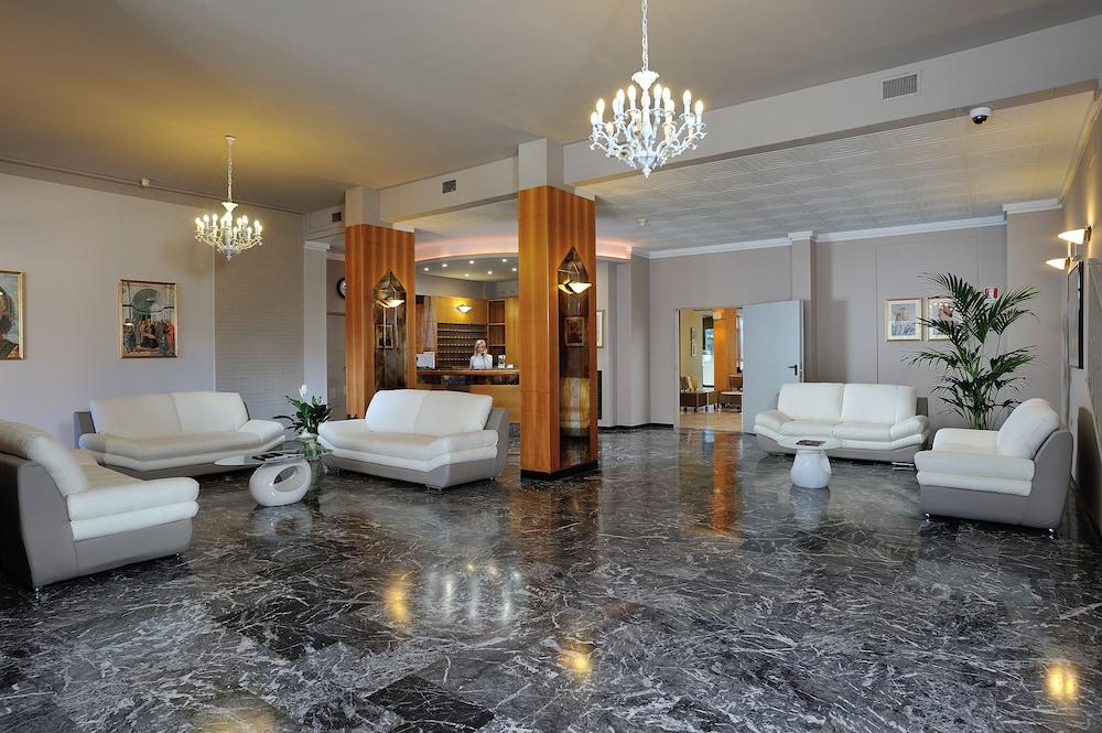 هوتل بييرو ديلا فرانشيسكا