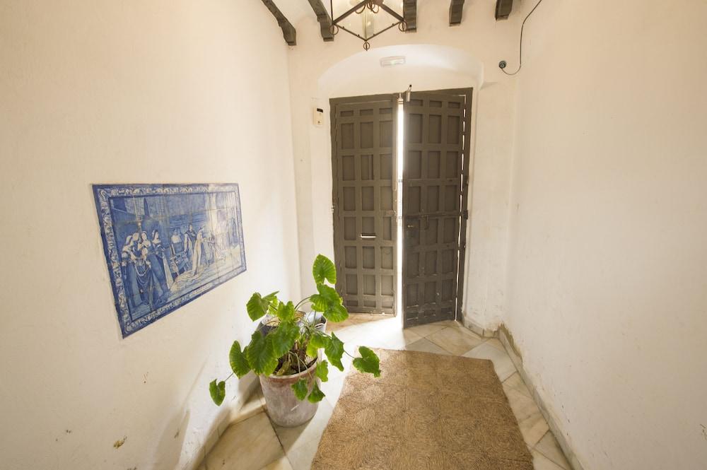 إولي تاريفا أبارتمنتس الردهة