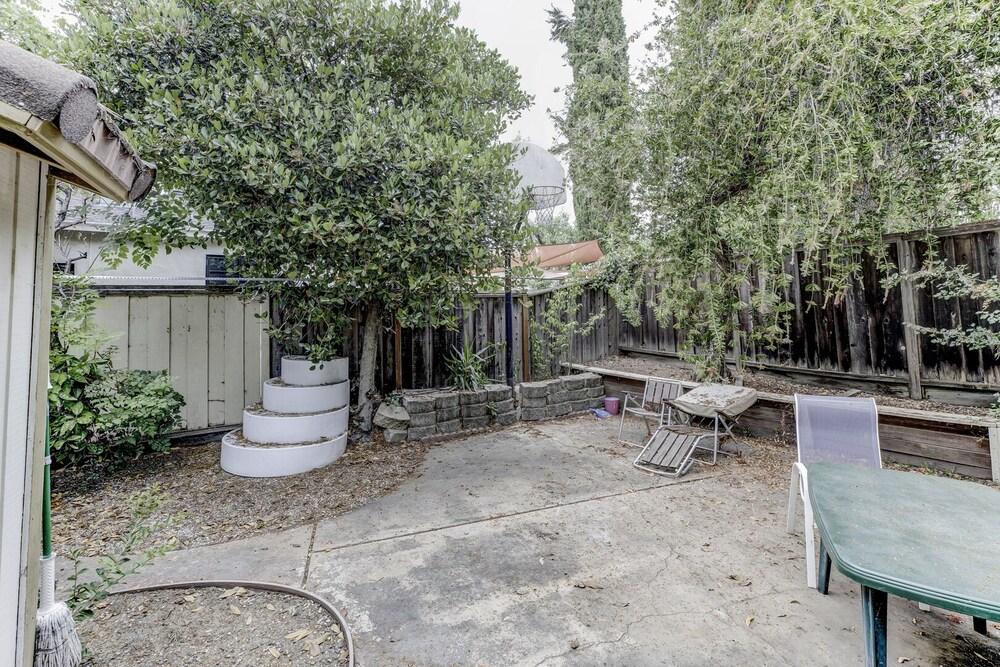 كوزي 1-بد روم هوم، 5مين تو بليزانت هيل بارت