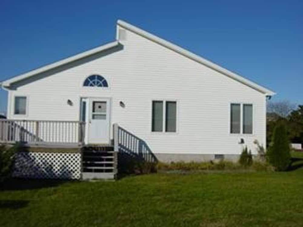 7 هاي تايد لين فينويك باي لونج آند فوستر