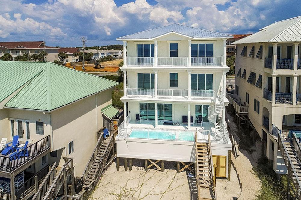 سانكتواري آت فرانجيستا بيتش باي فايف ستار بروبيرتيز