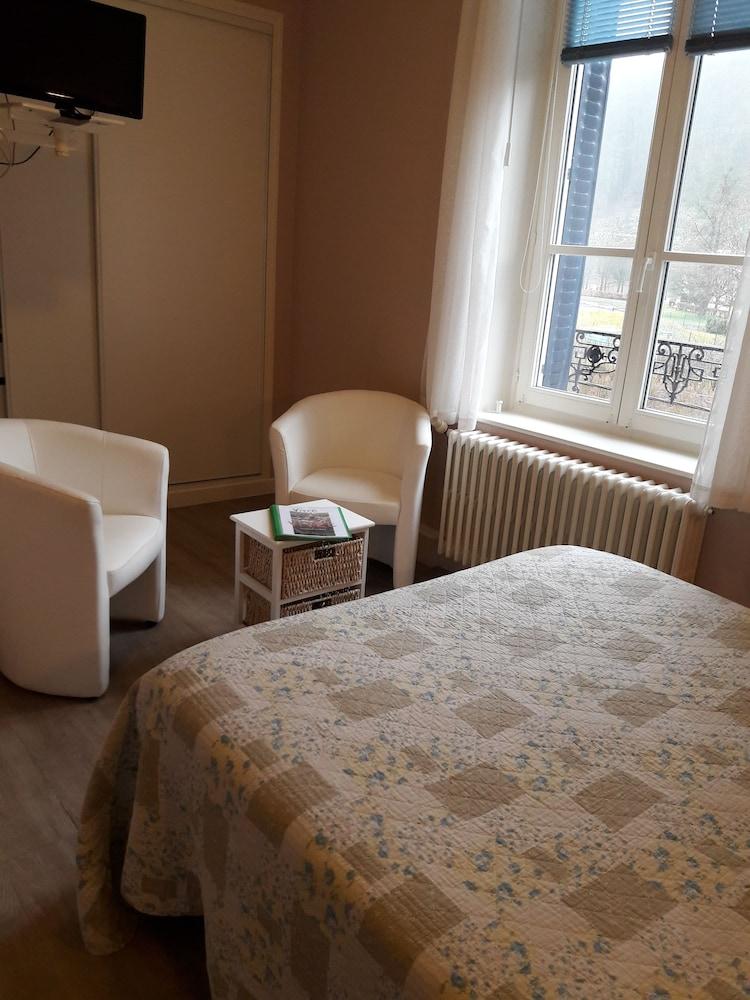 Aux Studios du Parc Room