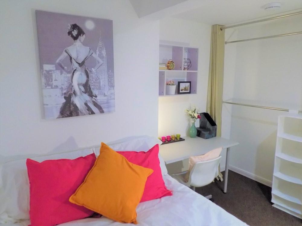 سيا هومستاي