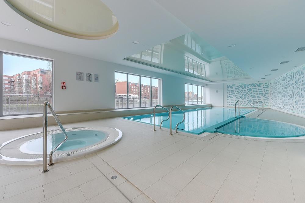 فلاتس فور رينت - ووترلين أيلاند