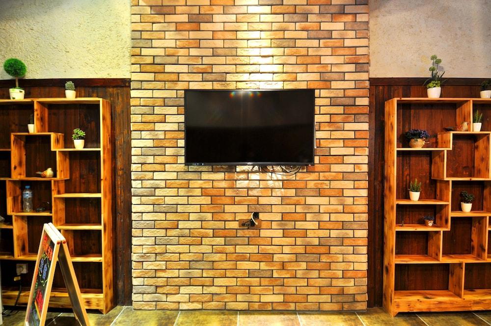 ووتشين تشينهوي إمبريشان ثيم إن الردهة