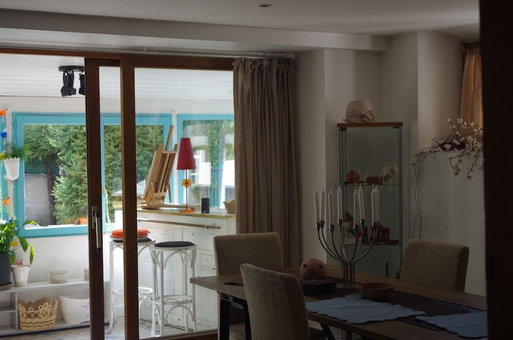 ليه ماتينز بلوز بيد آند بريكفاست تفاصيل الفندق من الداخل