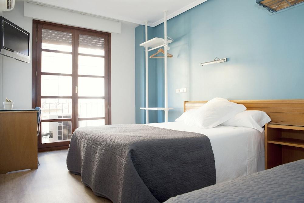 Apartamentos Sabinas Don Jaime Featured Image