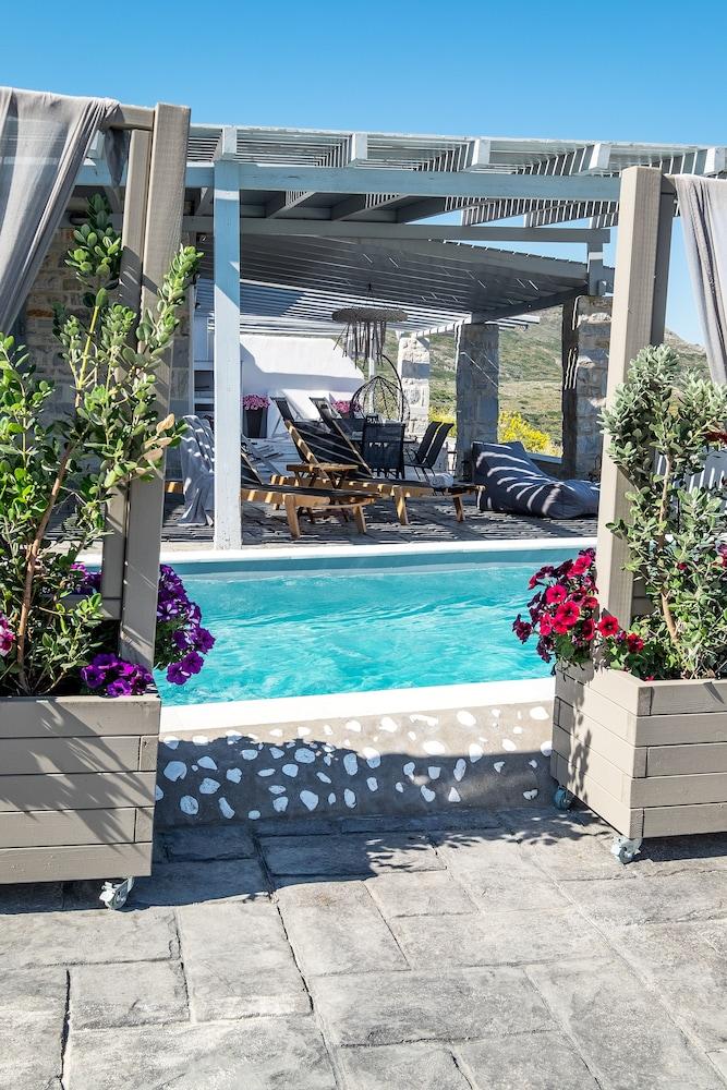 باروس نيريدس فيلاس تفاصيل الفندق من الخارج