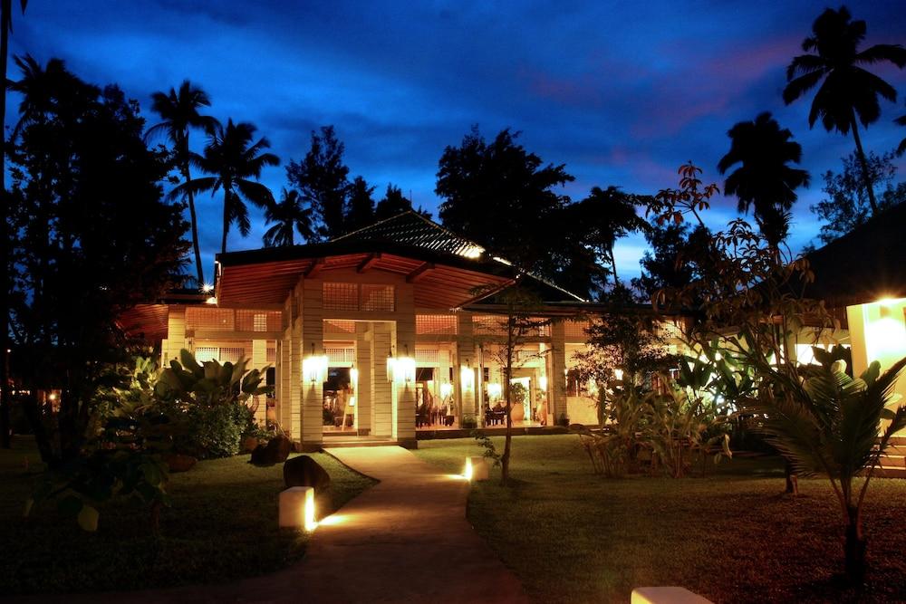 بانغساك فيليدج - للبالغين فقط المنطقة الخارجية