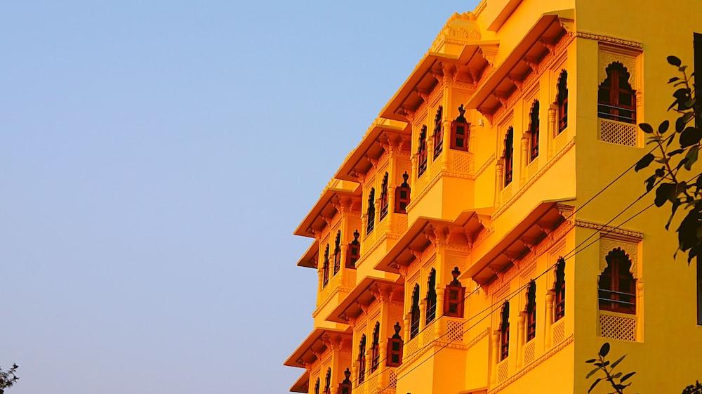 سبرينج سكاي أودايبور باي شريجو هوتلز