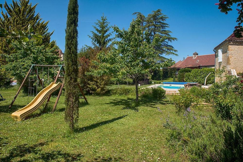 دومين دو فييل كاستل المنطقة الخارجية