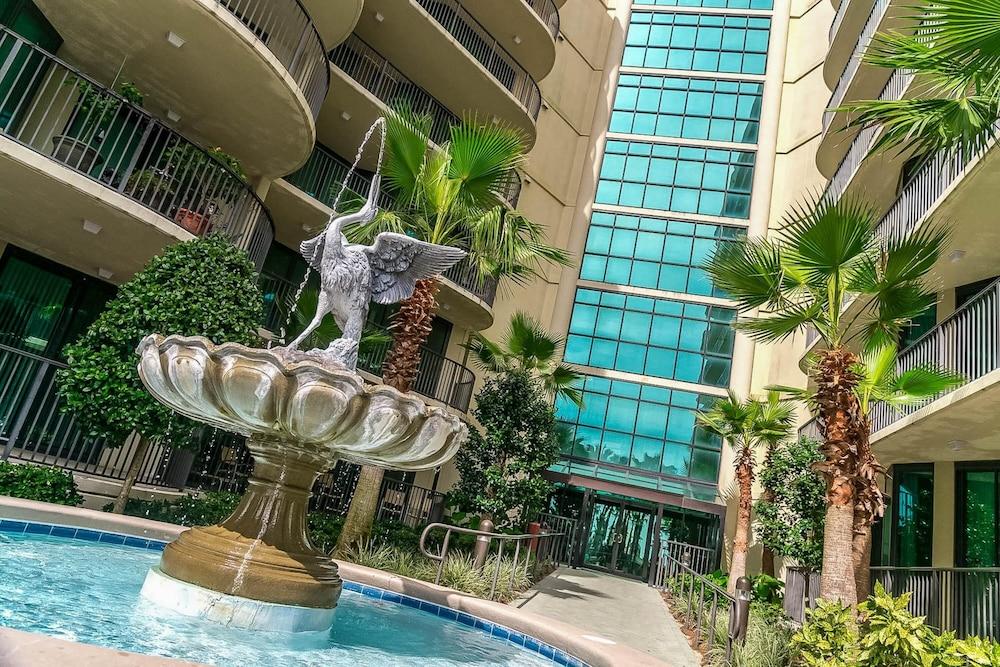 Phoenix on the Bay 2 by Brett Robinson Vacations Waterslide