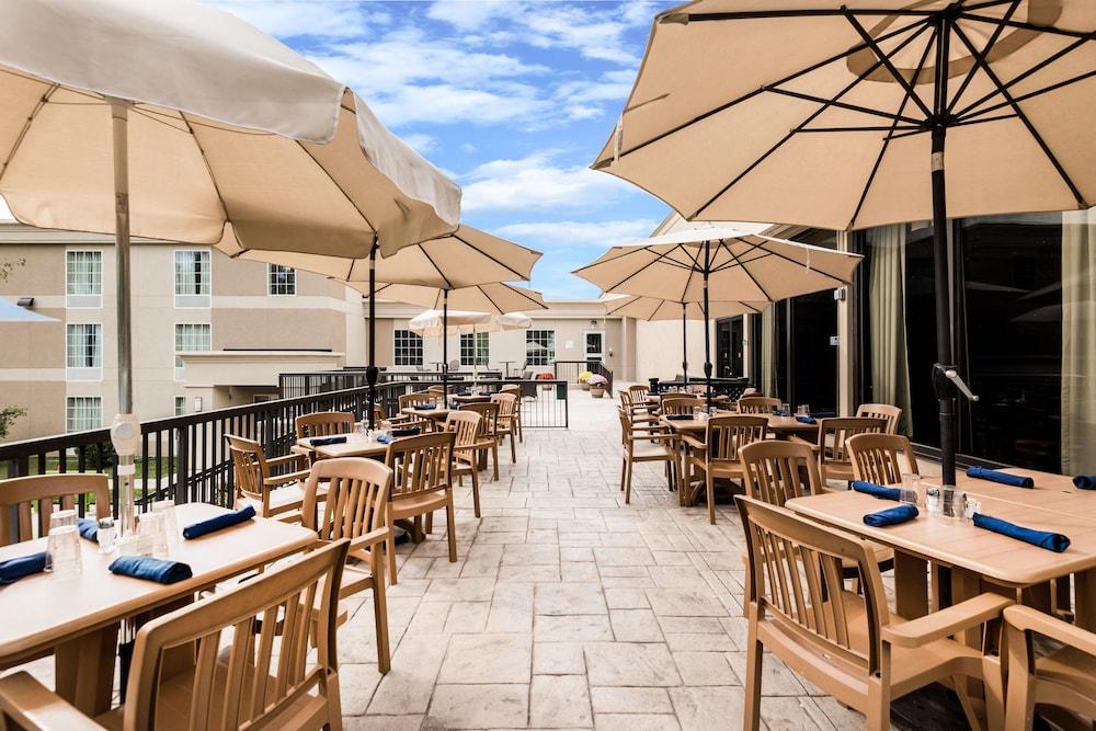 هوليداي إن جونستاون غلوفرسفيل ا باي آيتش جي المنطقة الخارجية