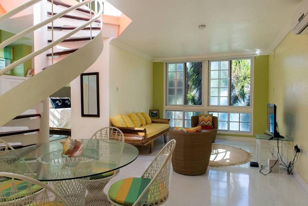 سي كاسل فاكيشن فيلا