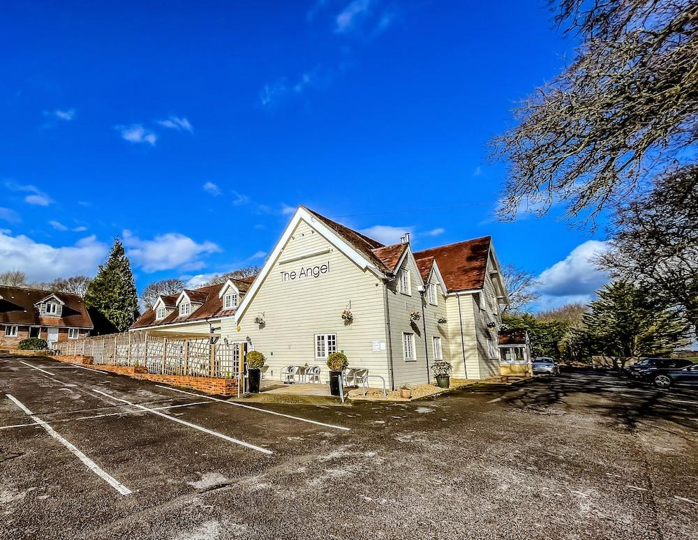 ذا آنجل هوتل المنطقة الخارجية