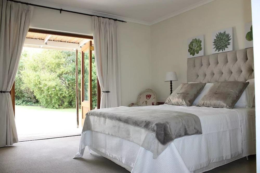 Camelot in Constantia Room