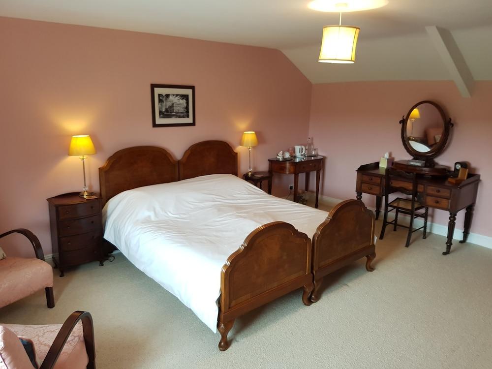 بورتون جرانج فارم هاوس بي آند بي غرفة
