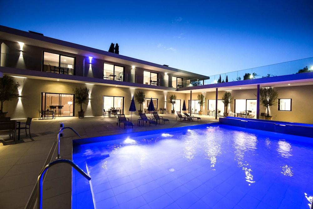 فندق سفنتين