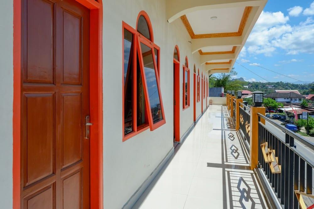 ريد دورز نير بولو توراجا المنطقة الخارجية