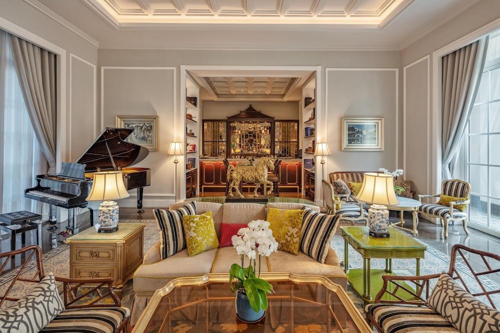 ميا سايجون لاكشري بوتيك هوتل منطقة الانتظار في الردهة