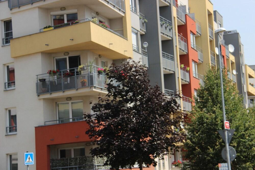 لاكشري ستوديو إن ذا هارت أوف بيرون المنطقة الخارجية