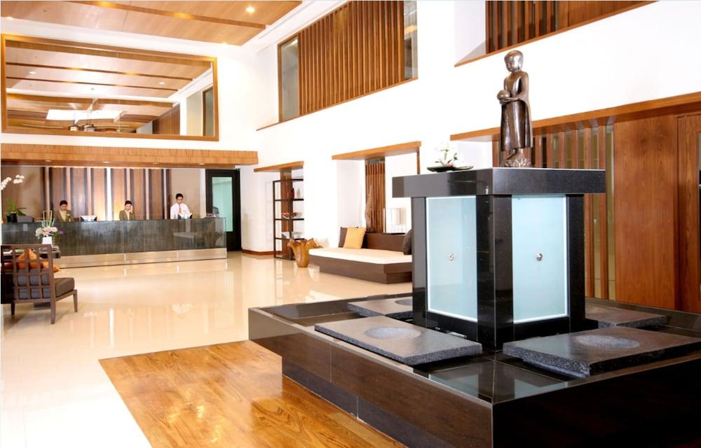 كانتاري هيلز شيانغ ماي منطقة الاستقبال