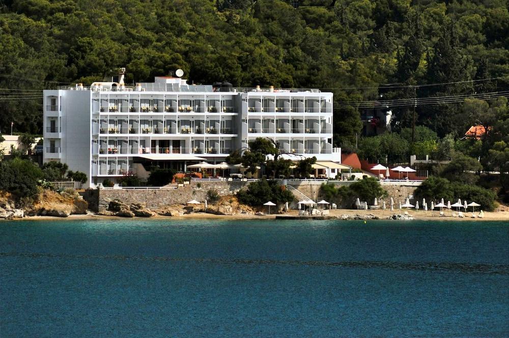 Golden View Beach Hotel