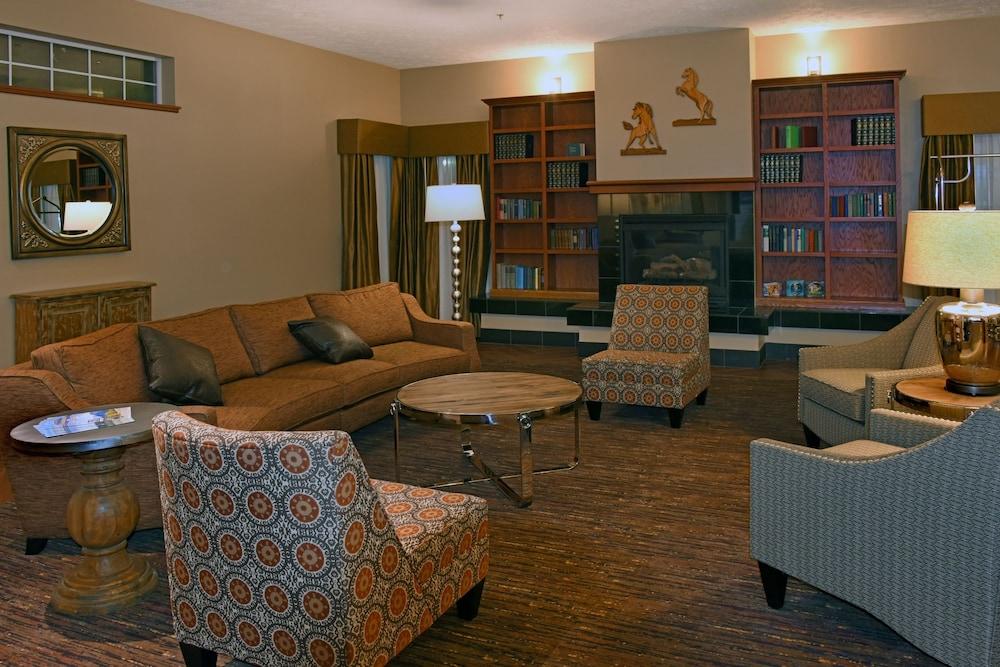 بست ويسترن بلس ذي إن آت هورس هيفين الردهة