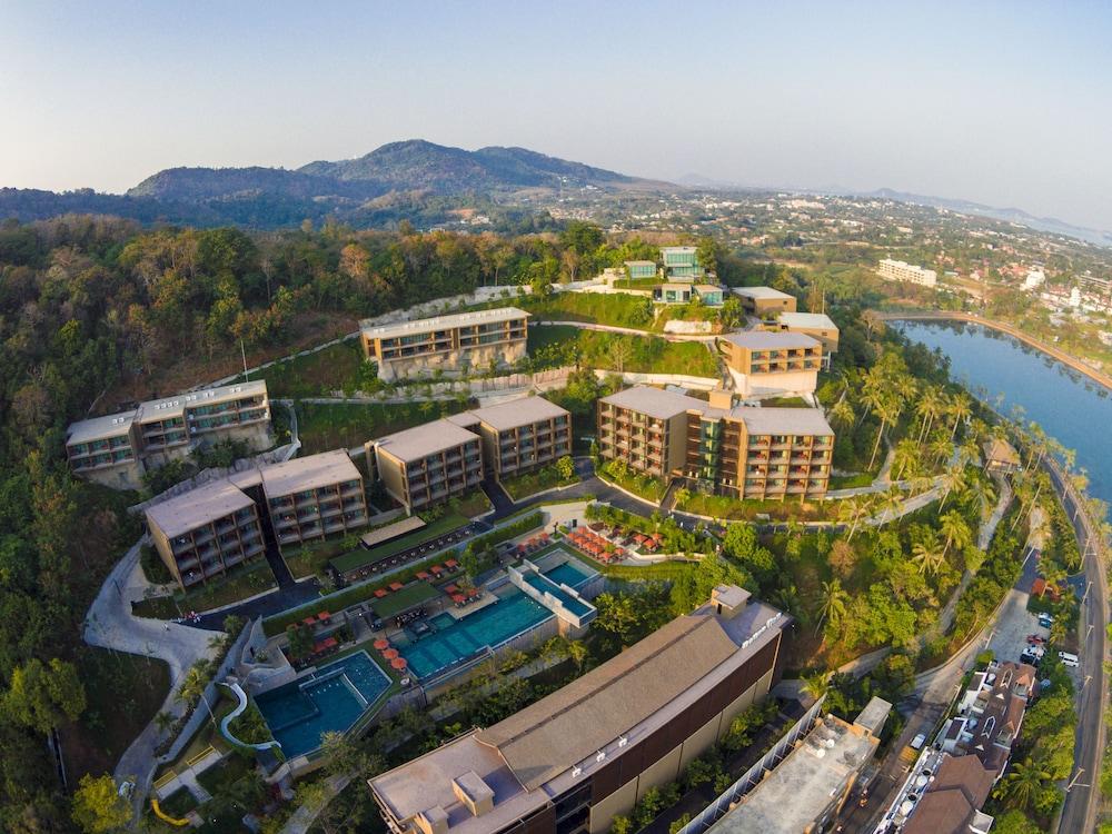 صن سوري فيلاز