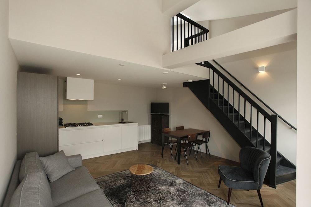 ستايسي أبارتمنتس ويستيندي