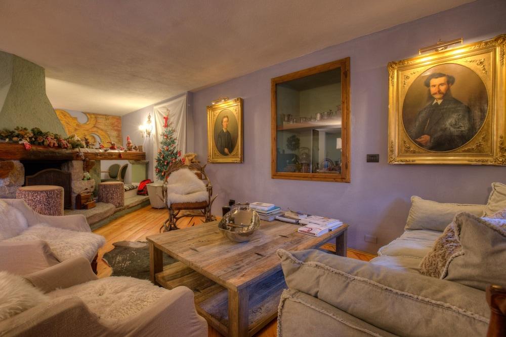 لوكاندا لا برينفا منطقة الانتظار في الردهة