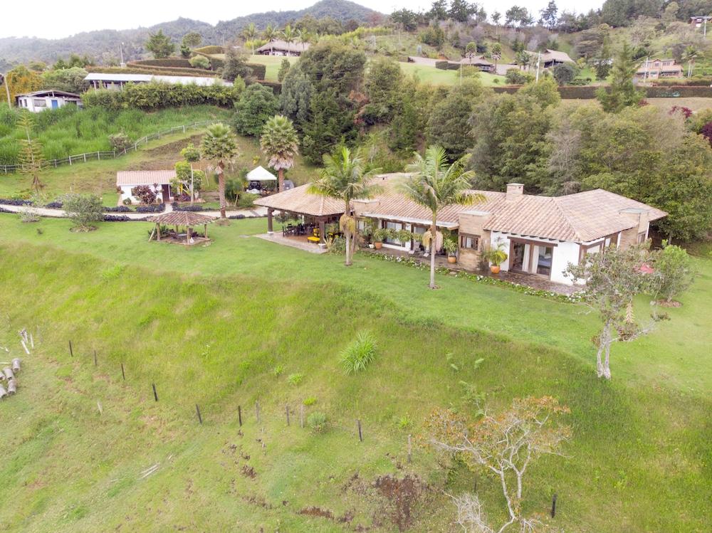 فينكا لا ميجورانا يانوجراندي منظر من الجو