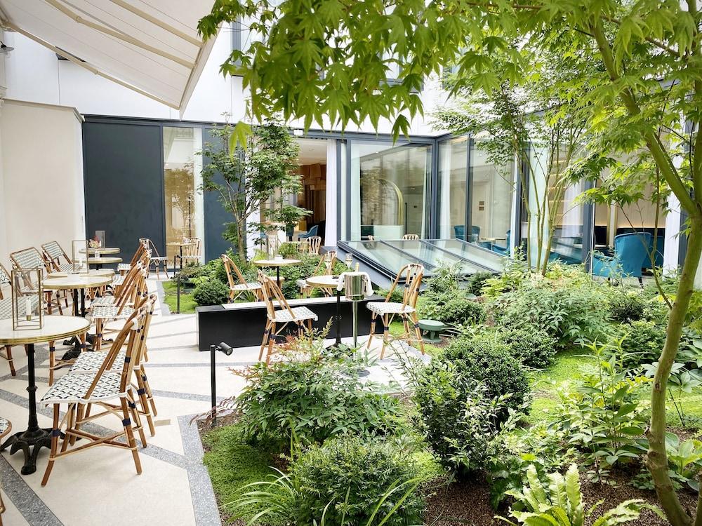 ميزون ألبار هوتلز لي فيندوم