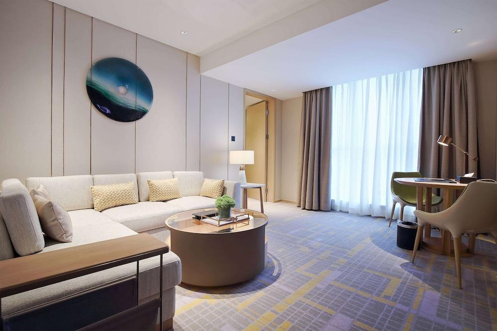 هاوارد جونسون باي ويندام جلوري بلازا تشينجهاي غرفة