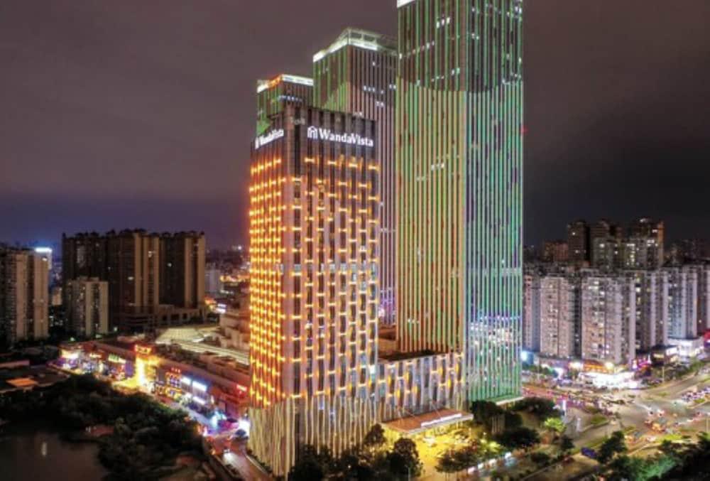 واندا فيستا نانينج المنطقة الخارجية