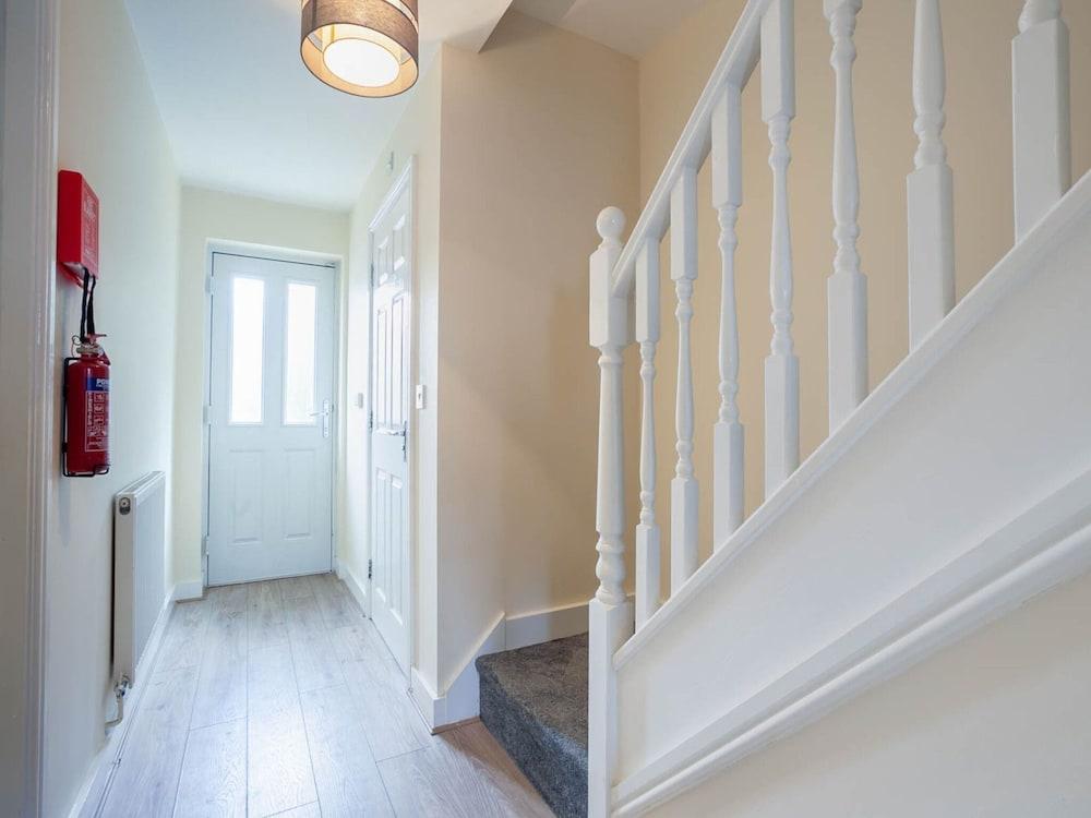 بريتي هوليداي هوم إن وارينجتون نير فالتون جاردن منطقة الاستقبال